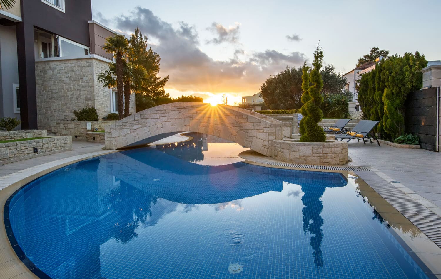 Αrtdeco Luxury Suites