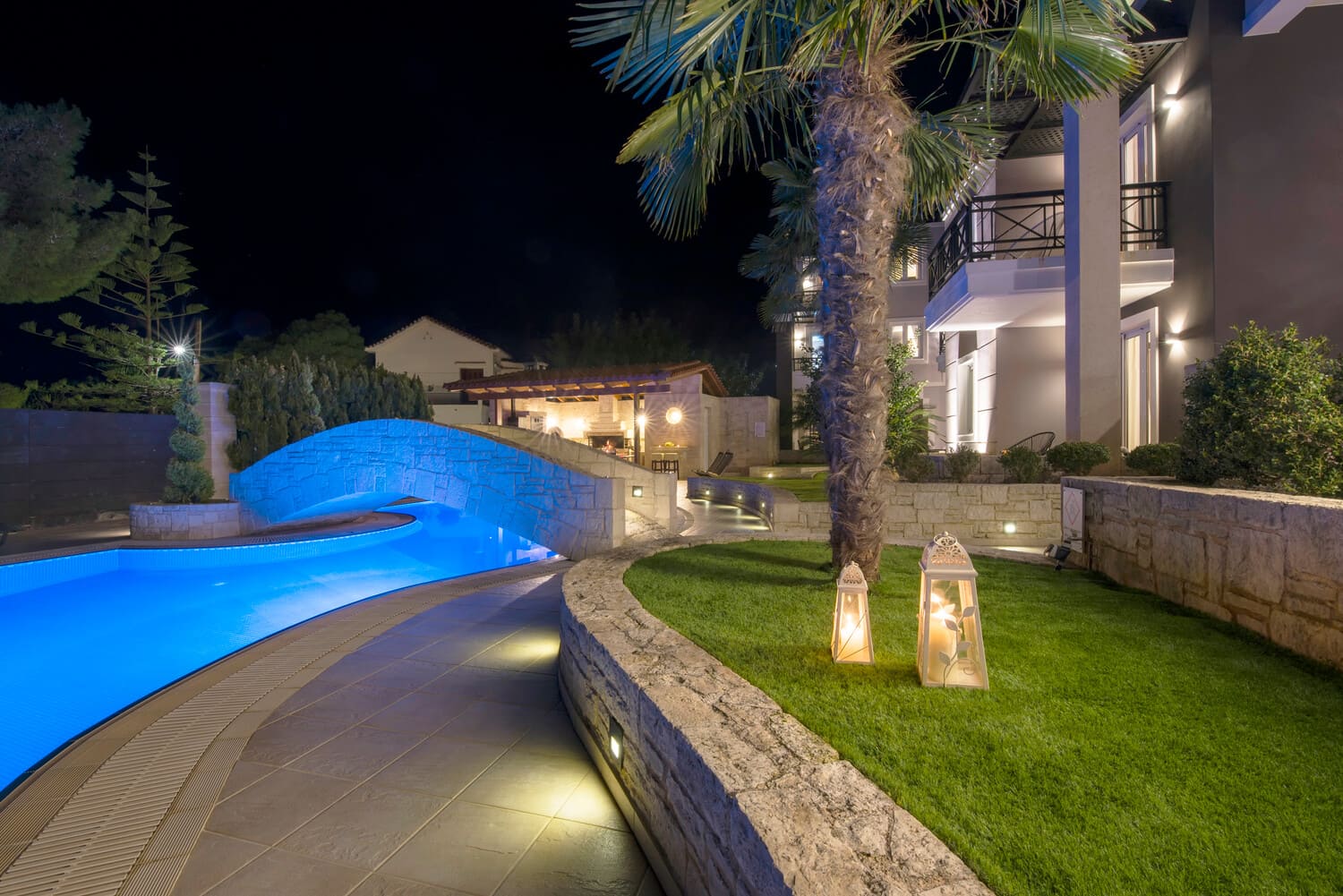 Αrtdeco Luxury Suites